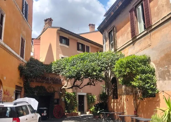 Torre Tolomei Trastevere 4* Roma